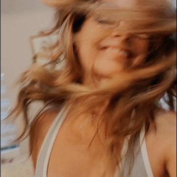 Meet your Posher, Lisa - Picture 4 of 6